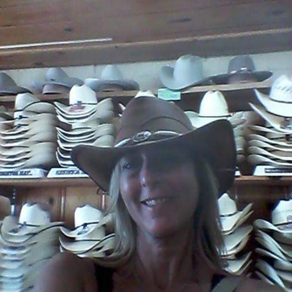 Meet your Posher, Kimberley - Picture 3 of 5